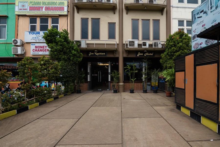 Reddoorz Plus Near Soekarno Hatta Airport 2 Tangerang Exteriér fotografie