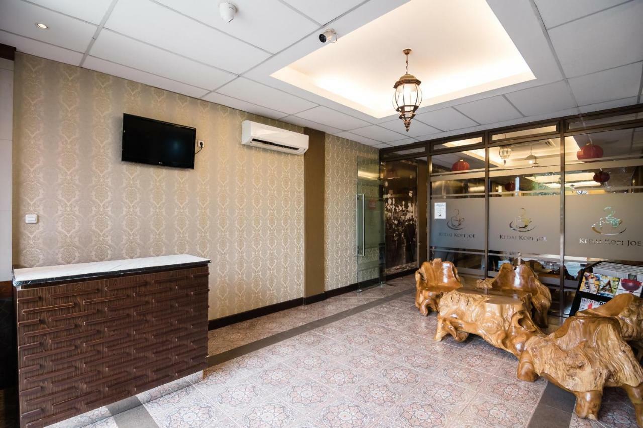 Reddoorz Plus Near Soekarno Hatta Airport 2 Tangerang Exteriér fotografie