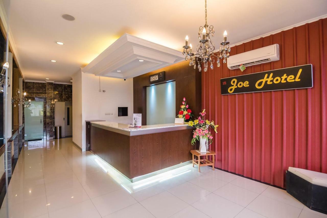 Reddoorz Plus Near Soekarno Hatta Airport 2 Tangerang Exteriér fotografie